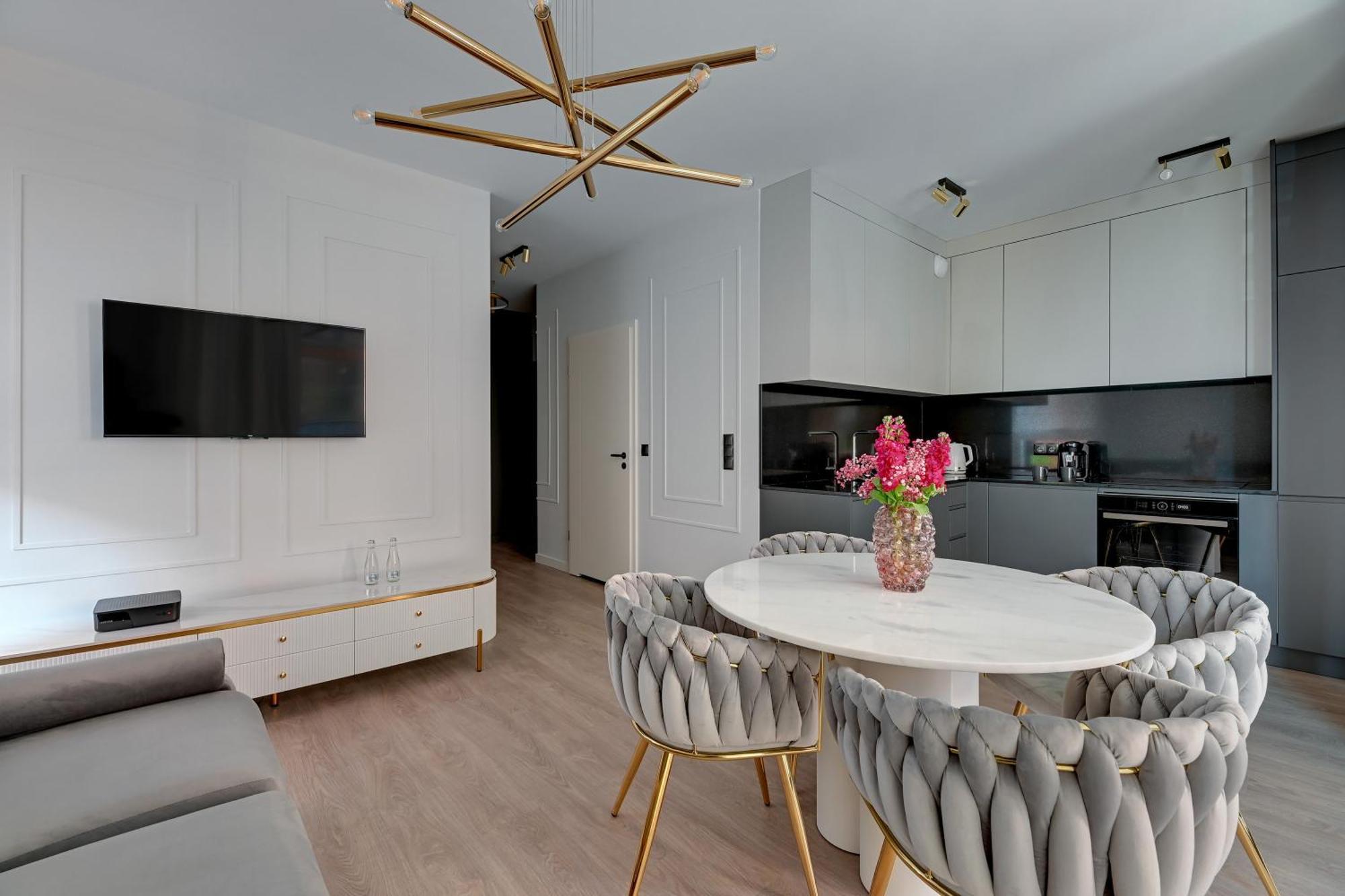 Scala 60H City Center Premium Apartments With Parking By Lion Apartments Gdansk Exterior photo